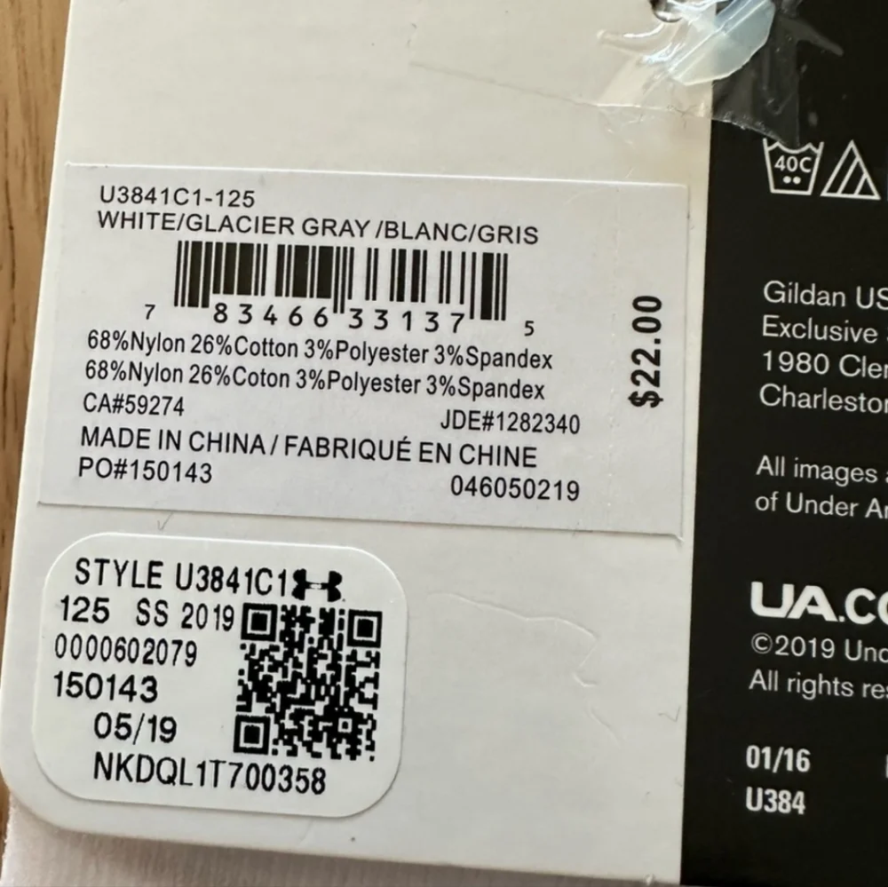 NWT Kid's Under Armour Performance Global OTC Socks